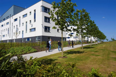 QMU3